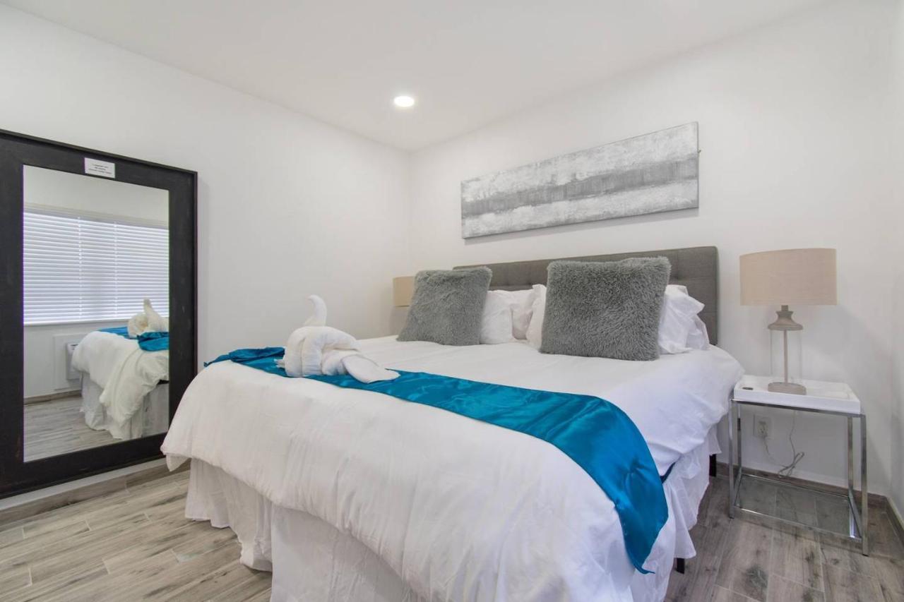 Lovely 1Br W Parking Space & Walk To The Beach #7 Χόλιγουντ Εξωτερικό φωτογραφία