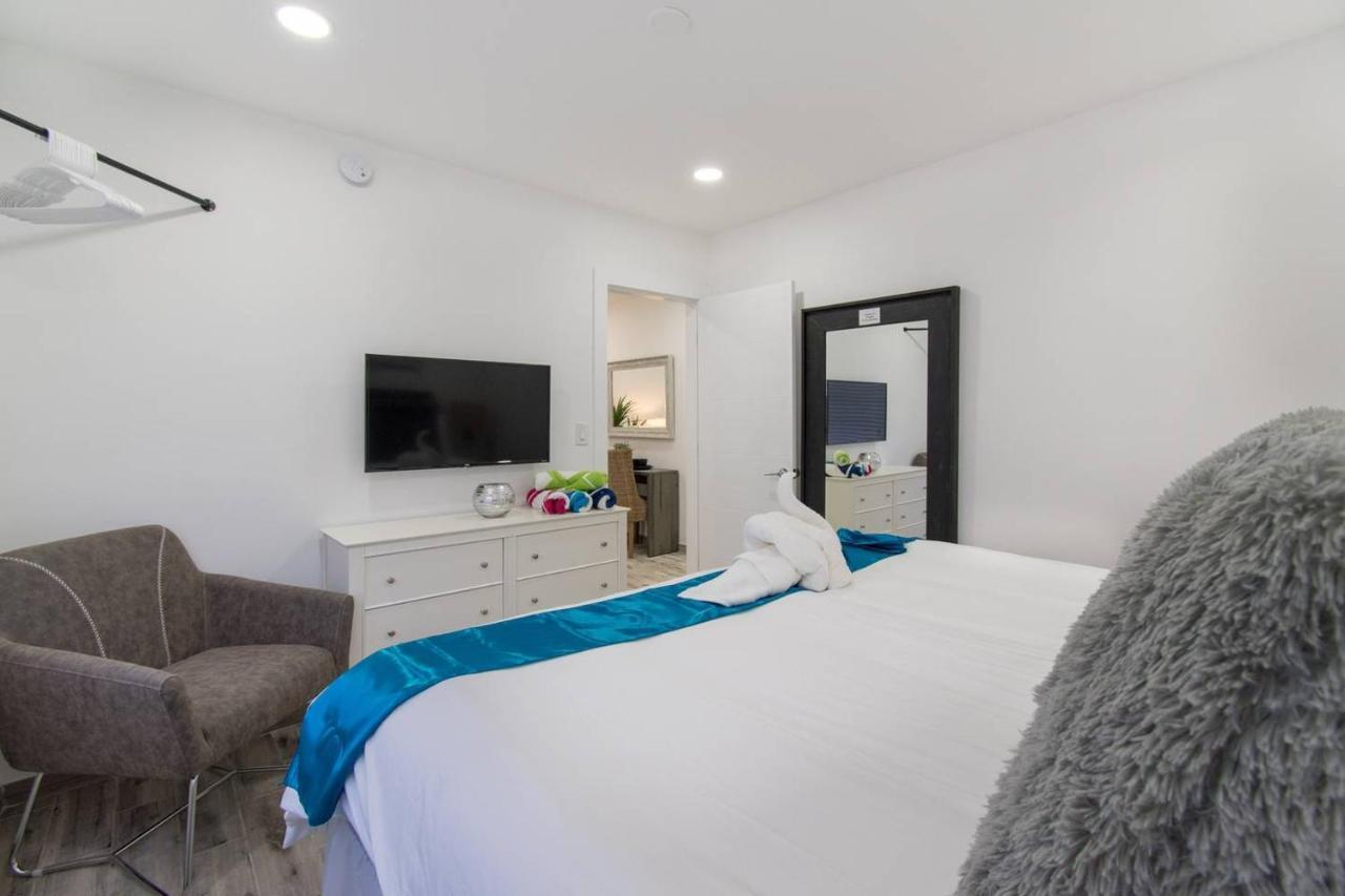 Lovely 1Br W Parking Space & Walk To The Beach #7 Χόλιγουντ Εξωτερικό φωτογραφία